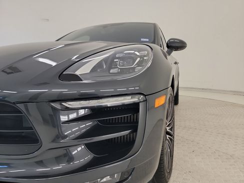 Used 2017 Porsche Macan GTS AWD/4WD image 9