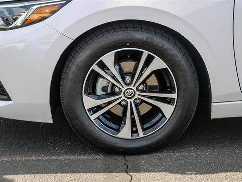 Used 2022 Nissan Sentra SV image 9