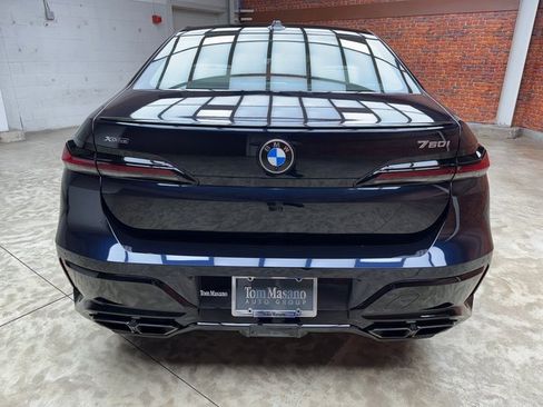 Certified 2023 BMW 760i xDrive w/ Executive Package image 4