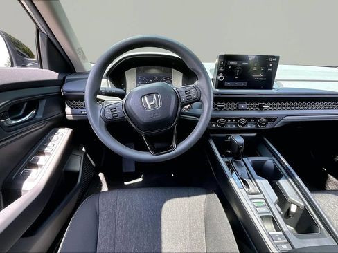 Certified 2026 Honda Accord SE image 8