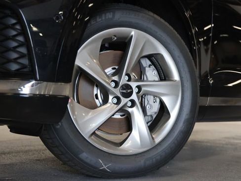 New 2026 Genesis GV70 2.5T Advanced w/ G1 Accessory Package image 10