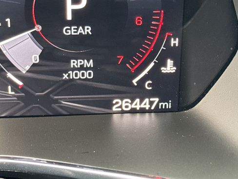 Used 2024 GMC Canyon Elevation w/ Elevation Premium Package AWD/4WD image 22