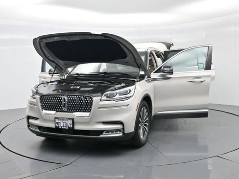Used 2023 Lincoln Aviator Reserve w/ Equipment Group 201A image 42