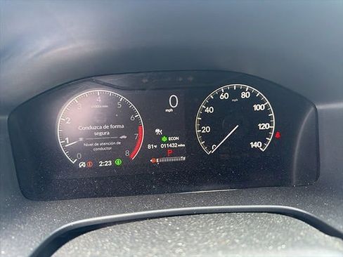 Used 2025 Honda CR-V LX image 9