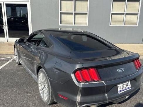 Used 2017 Ford Mustang GT w/ GT Performance Package RWD image 5