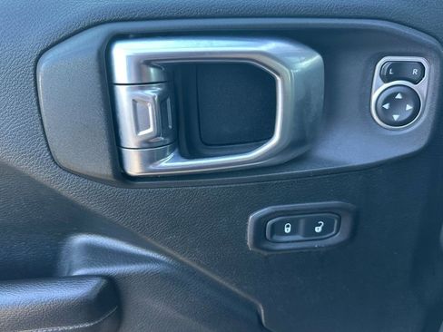 Used 2020 Jeep Wrangler Unlimited Rubicon image 13