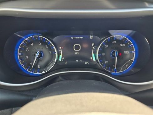 New 2026 Chrysler Pacifica Select image 13