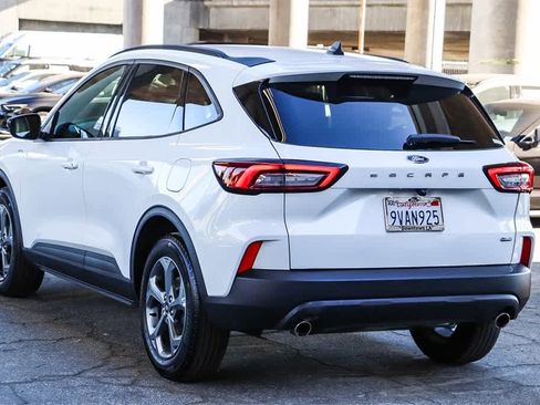 Used 2025 Ford Escape ST-Line w/ Equipment Group 301A image 6