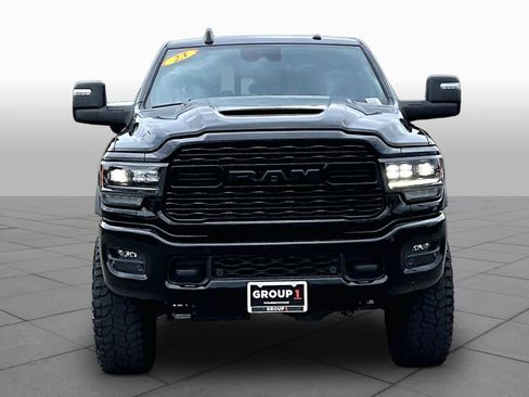 Used 2023 RAM 2500 Limited AWD/4WD image 3