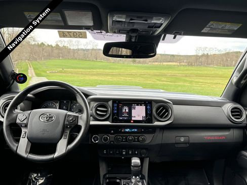 Used 2019 Toyota Tacoma TRD Pro w/ Desert Air Intake Package AWD/4WD image 5