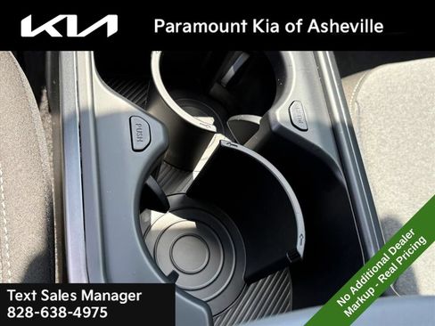 New 2026 Kia K4 FWD image 26