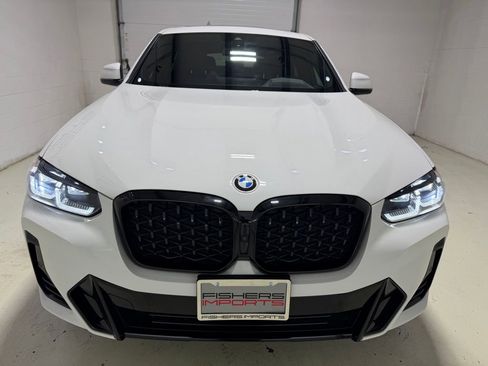Used 2025 BMW X4 xDrive30i w/ Premium Package AWD/4WD image 4
