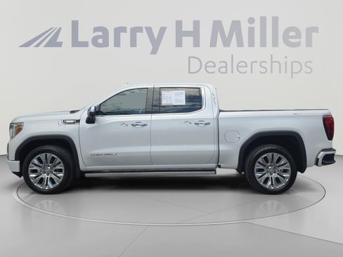 Used 2022 GMC Sierra 1500 Denali w/ Denali Premium Package AWD/4WD image 2