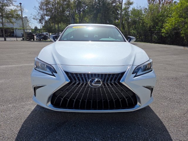 Used 2025 Lexus ES 350 w/ Premium Package FWD image 8