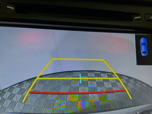 Used 2019 Toyota Highlander Limited image 28