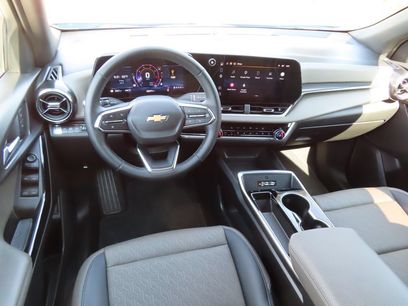 Certified 2025 Chevrolet Equinox LT w/ Convenience Package II