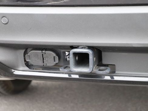 Used 2025 Ford Explorer ST-Line w/ ST-Line Street Pack image 8