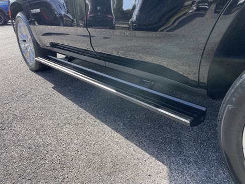 Used 2023 Chevrolet Tahoe High Country w/ Premium Package 2 image 10