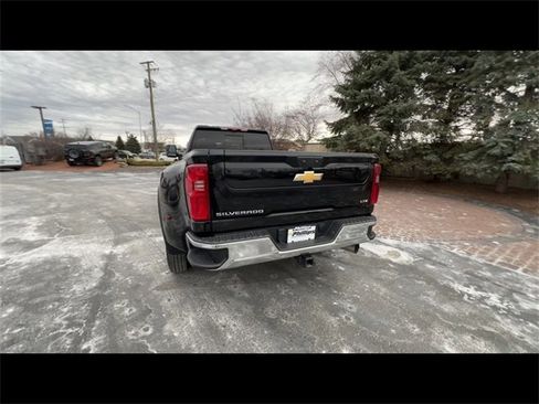 Certified 2024 Chevrolet Silverado 3500 LTZ w/ LTZ Plus Package image 3