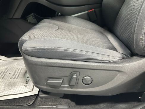 Used 2022 Hyundai Santa Fe SEL w/ Convenience Package AWD/4WD image 11