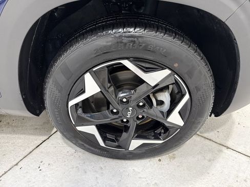Certified 2024 Kia Seltos EX AWD/4WD image 22