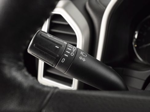 Used 2019 Ford F150 Lariat w/ Equipment Group 502A Luxury image 34