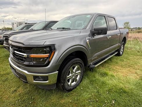 Certified 2025 Ford F150 XLT w/ Equipment Group 301A Standard AWD/4WD image 3