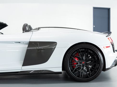 Used 2020 Audi R8 V10 performance AWD/4WD image 24