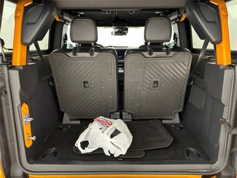 Used 2021 Ford Bronco Badlands image 17