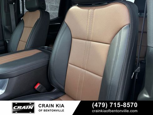 Used 2025 Chevrolet Silverado 1500 High Country w/ Technology Package image 24