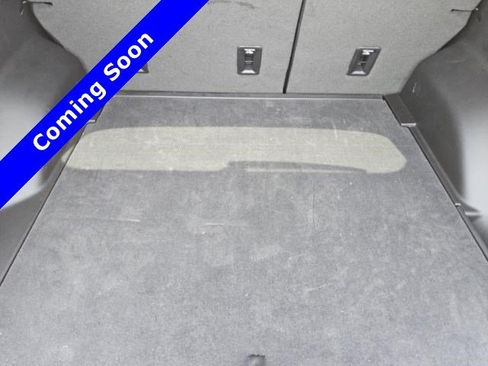 Used 2025 Chevrolet Equinox EV RS FWD image 2