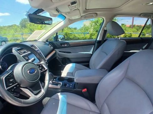 Used 2018 Subaru Outback 2.5i Limited AWD/4WD image 14