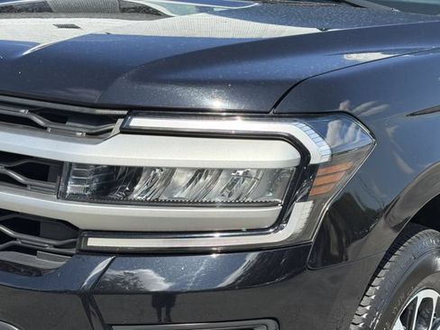 Used 2024 Ford Expedition XLT AWD/4WD image 10