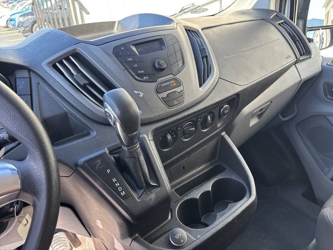 Used 2018 Ford Transit 250 130 Low Roof w/ Exterior Upgrade Package RWD image 23