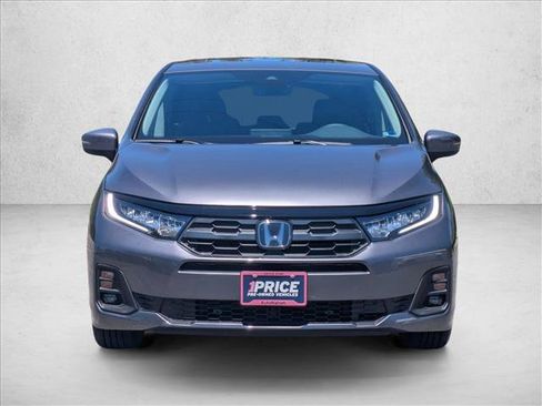 Certified 2026 Honda Odyssey EX-L image 2
