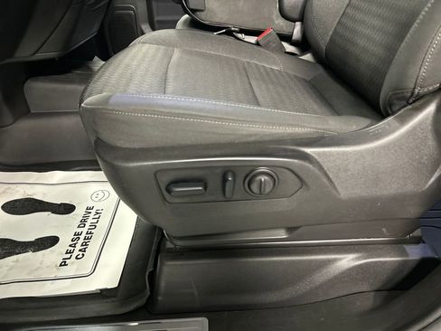 Used 2023 GMC Sierra 2500 SLE w/ SLE Value Package; image 13