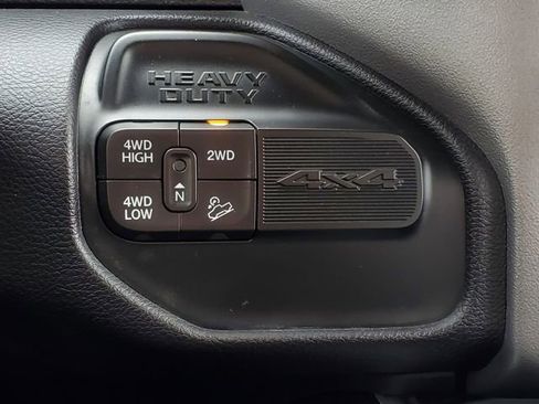 Used 2024 RAM 2500 Big Horn w/ Off Road Package AWD/4WD image 21