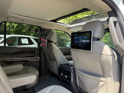 Used 2021 Ford Expedition Max Limited RWD image 43