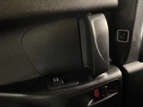 New 2025 Chrysler Pacifica Select image 36