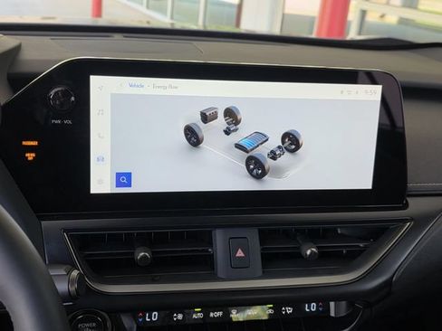 Used 2025 Lexus UX 300h AWD w/ Cold Area Package image 18