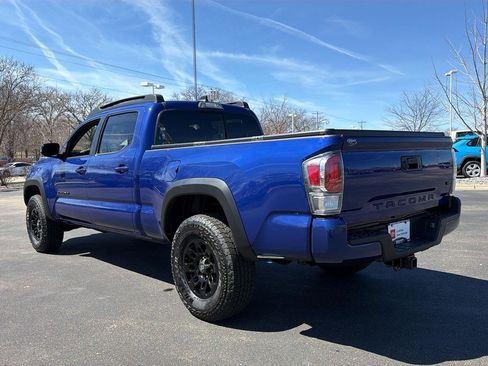 Used 2023 Toyota Tacoma TRD Off-Road w/ Advanced Technology Package image 21