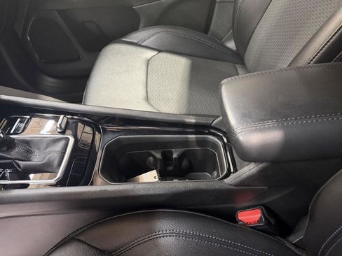 Used 2026 Jeep Compass Latitude AWD/4WD image 24
