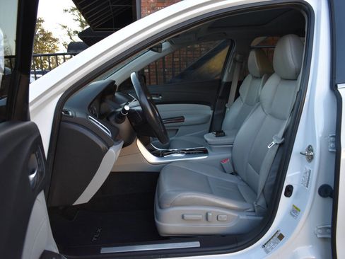 Used 2017 Acura TLX V6 w/ Technology Package image 7