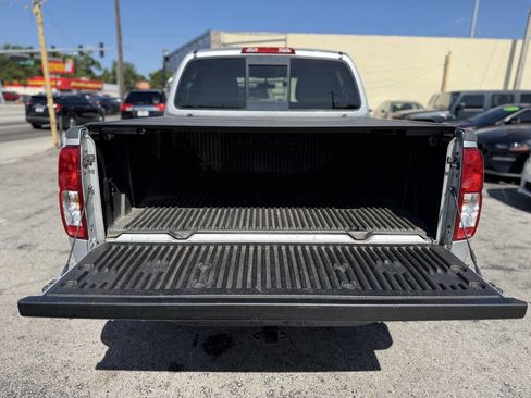 Used 2014 Nissan Frontier Desert Runner image 20