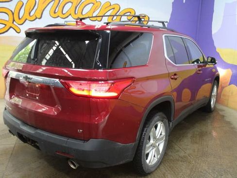 Used 2021 Chevrolet Traverse LT AWD/4WD image 8