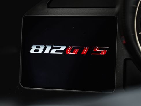 Used 2022 Ferrari 812 GTS RWD image 51