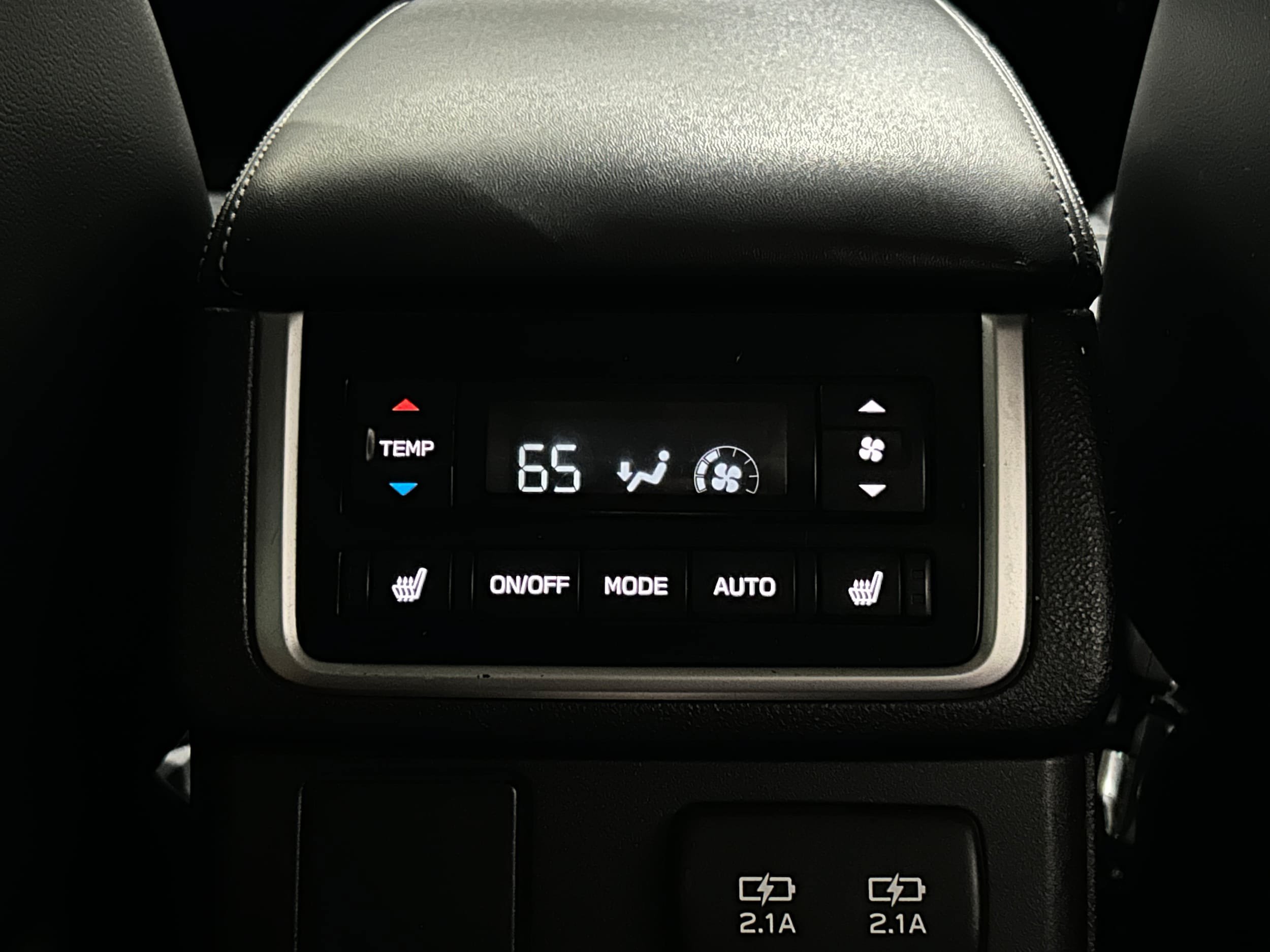 Used 2019 Subaru Ascent Limited AWD/4WD image 32