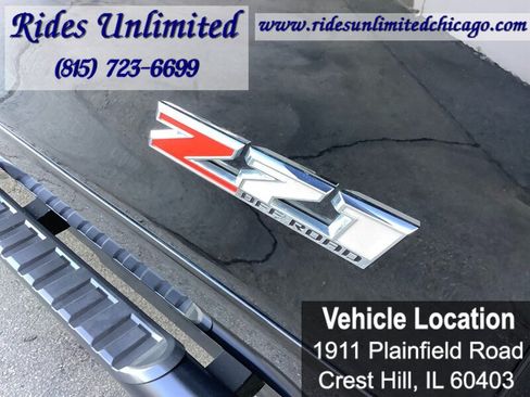 Used 2017 Chevrolet Silverado 2500 LT w/ Midnight Edition AWD/4WD image 37