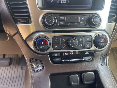 Used 2019 Chevrolet Tahoe LT image 36