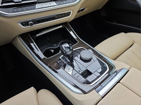 Used 2021 BMW X5 xDrive40i image 25